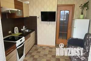 1-к квартира, посуточно, 42м2, 12/12 этаж