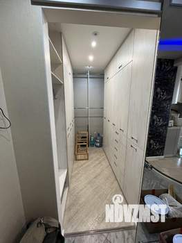 Студия квартира, на длительный срок, 40м2, 17/18 этаж