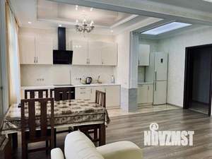 2-к квартира, посуточно, 62м2, 1/1 этаж