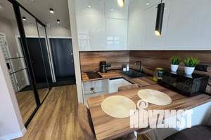 1-к квартира, посуточно, 30м2, 9/16 этаж