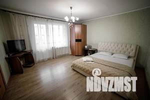 1-к квартира, посуточно, 40м2, 3/10 этаж