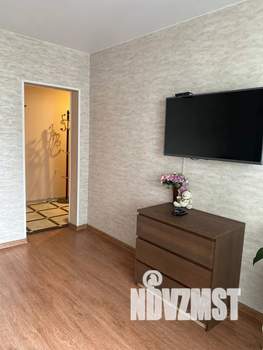 1-к квартира, посуточно, 40м2, 5/10 этаж