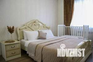 2-к квартира, посуточно, 62м2, 4/16 этаж