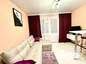 Студия квартира, посуточно, 30м2, 6/10 этаж