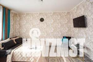 1-к квартира, посуточно, 35м2, 3/10 этаж