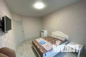 1-к квартира, посуточно, 40м2, 7/16 этаж