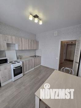 1-к квартира, посуточно, 33м2, 15/16 этаж