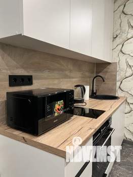 Студия квартира, посуточно, 30м2, 12/19 этаж