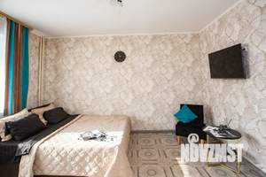 1-к квартира, посуточно, 35м2, 3/10 этаж