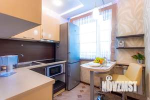3-к квартира, посуточно, 47м2, 5/5 этаж