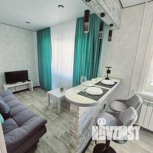 2-к квартира, посуточно, 35м2, 3/5 этаж