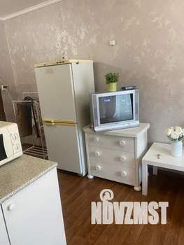 Студия квартира, посуточно, 17м2, 2/9 этаж