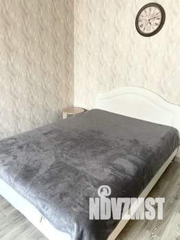 1-к квартира, посуточно, 40м2, 4/10 этаж