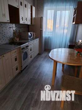 2-к квартира, посуточно, 55м2, 1/1 этаж