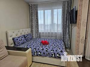 1-к квартира, посуточно, 40м2, 17/18 этаж
