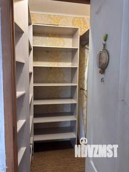 Студия квартира, посуточно, 36м2, 1/3 этаж