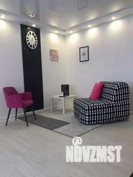 1-к квартира, посуточно, 36м2, 1/1 этаж