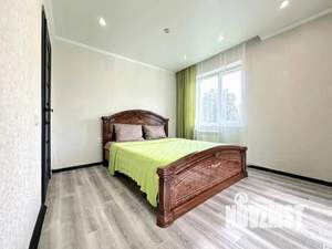 3-к квартира, посуточно, 75м2, 1/1 этаж