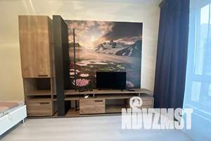 1-к квартира, посуточно, 38м2, 8/16 этаж