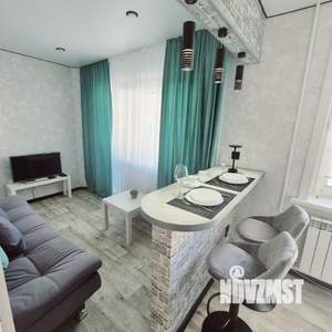 1-к квартира, посуточно, 35м2, 3/5 этаж