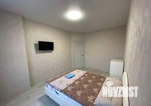 1-к квартира, посуточно, 40м2, 7/16 этаж