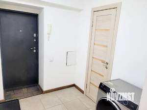 Студия квартира, посуточно, 41м2, 1/5 этаж