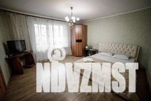 1-к квартира, посуточно, 40м2, 3/10 этаж