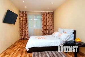 1-к квартира, посуточно, 38м2, 3/5 этаж