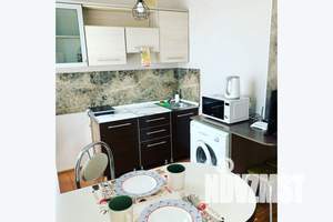 2-к квартира, посуточно, 45м2, 4/5 этаж