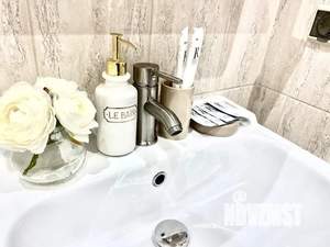 2-к квартира, посуточно, 55м2, 9/14 этаж