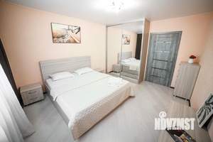 2-к квартира, посуточно, 60м2, 1/1 этаж