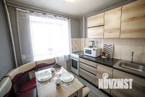 2-к квартира, посуточно, 48м2, 2/5 этаж