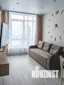 1-к квартира, посуточно, 40м2, 11/16 этаж