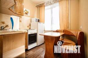 1-к квартира, посуточно, 35м2, 3/5 этаж