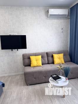 Студия квартира, посуточно, 40м2, 4/12 этаж