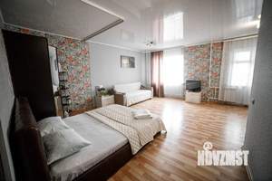 1-к квартира, посуточно, 40м2, 1/1 этаж