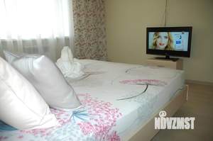 2-к квартира, посуточно, 59м2, 13/15 этаж