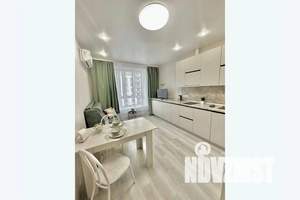 2-к квартира, посуточно, 45м2, 9/16 этаж