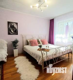 2-к квартира, посуточно, 50м2, 1/9 этаж