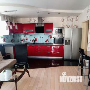 3-к квартира, посуточно, 70м2, 1/1 этаж