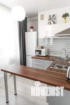 Студия квартира, посуточно, 32м2, 8/16 этаж