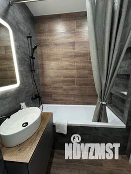 2-к квартира, посуточно, 45м2, 15/16 этаж