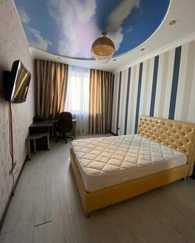 5-к квартира, на длительный срок, 300м2, 3/3 этаж