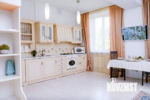 2-к квартира, посуточно, 61м2, 3/4 этаж