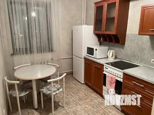 1-к квартира, посуточно, 42м2, 8/12 этаж