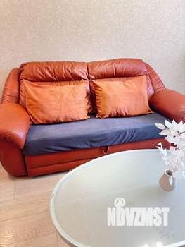 2-к квартира, посуточно, 50м2, 1/1 этаж