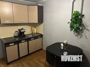 1-к квартира, посуточно, 44м2, 1/5 этаж