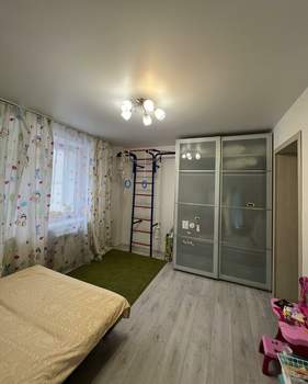 3-к квартира, на длительный срок, 60м2, 1/10 этаж