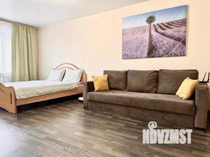 1-к квартира, посуточно, 55м2, 1/1 этаж