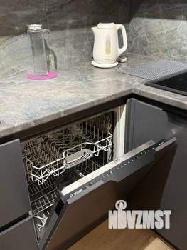 1-к квартира, посуточно, 32м2, 13/16 этаж